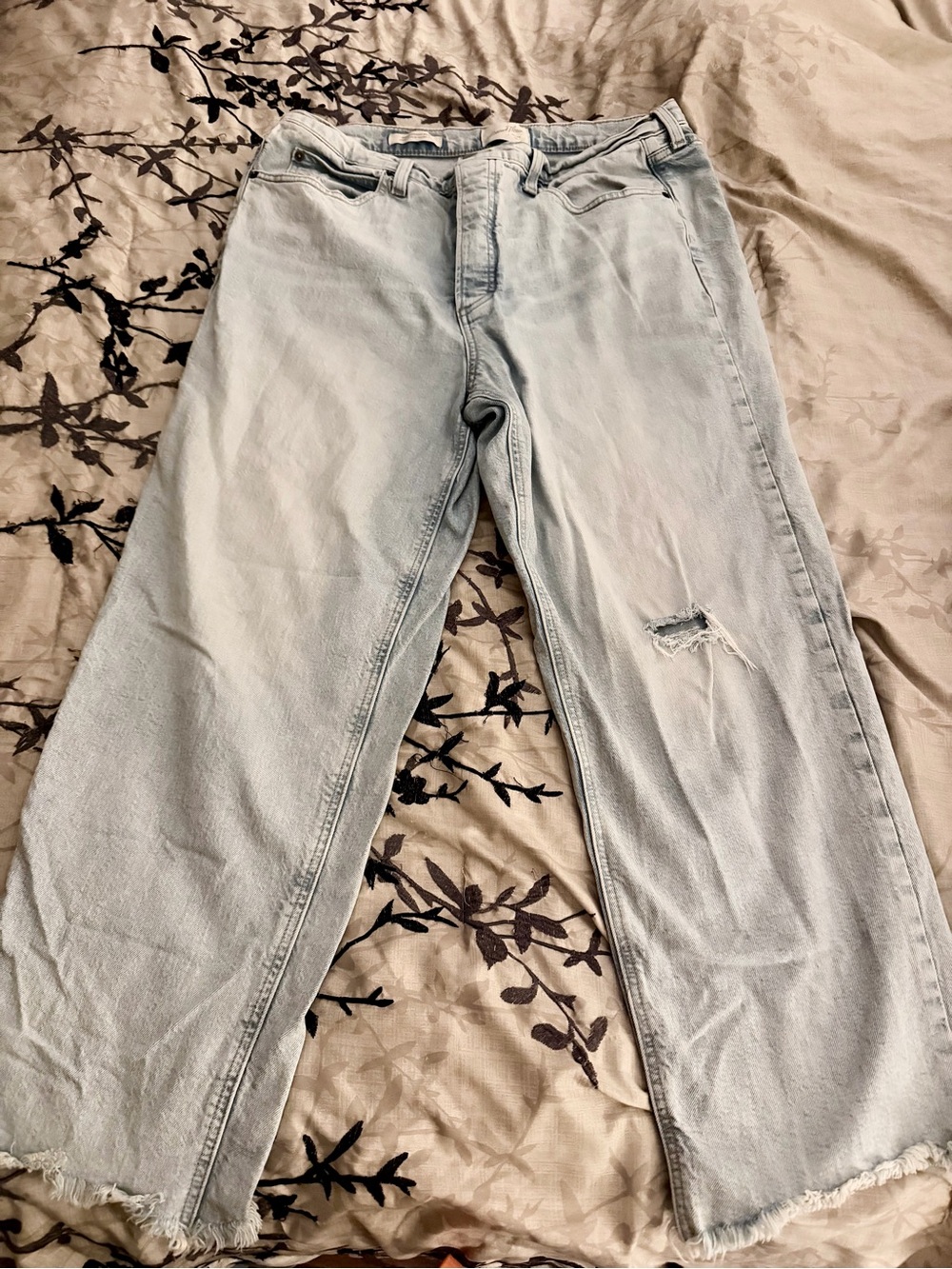 Universal Thread Light Wash Distressed Highest Rise Straight Ankle Jeans